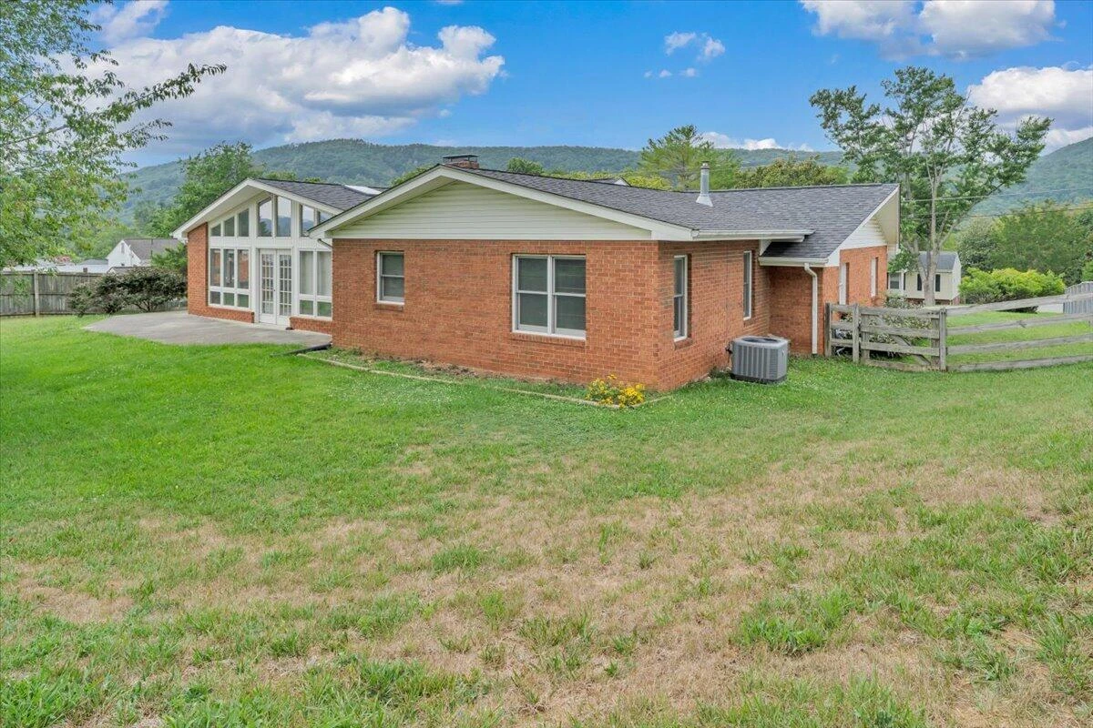 674 Azalea RD - Photo 58