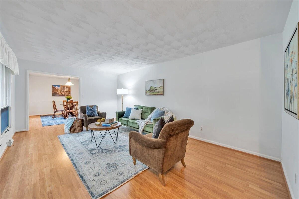 674 Azalea RD - Photo 6