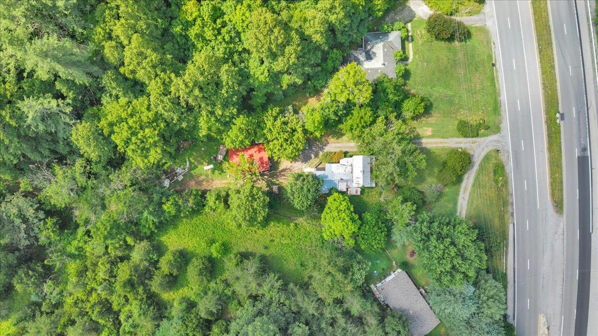 6624 Franklin RD - Photo 2