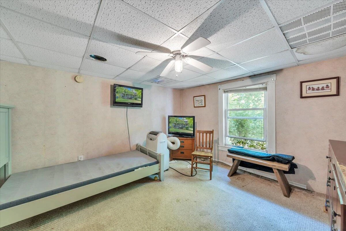 6624 Franklin RD - Photo 21