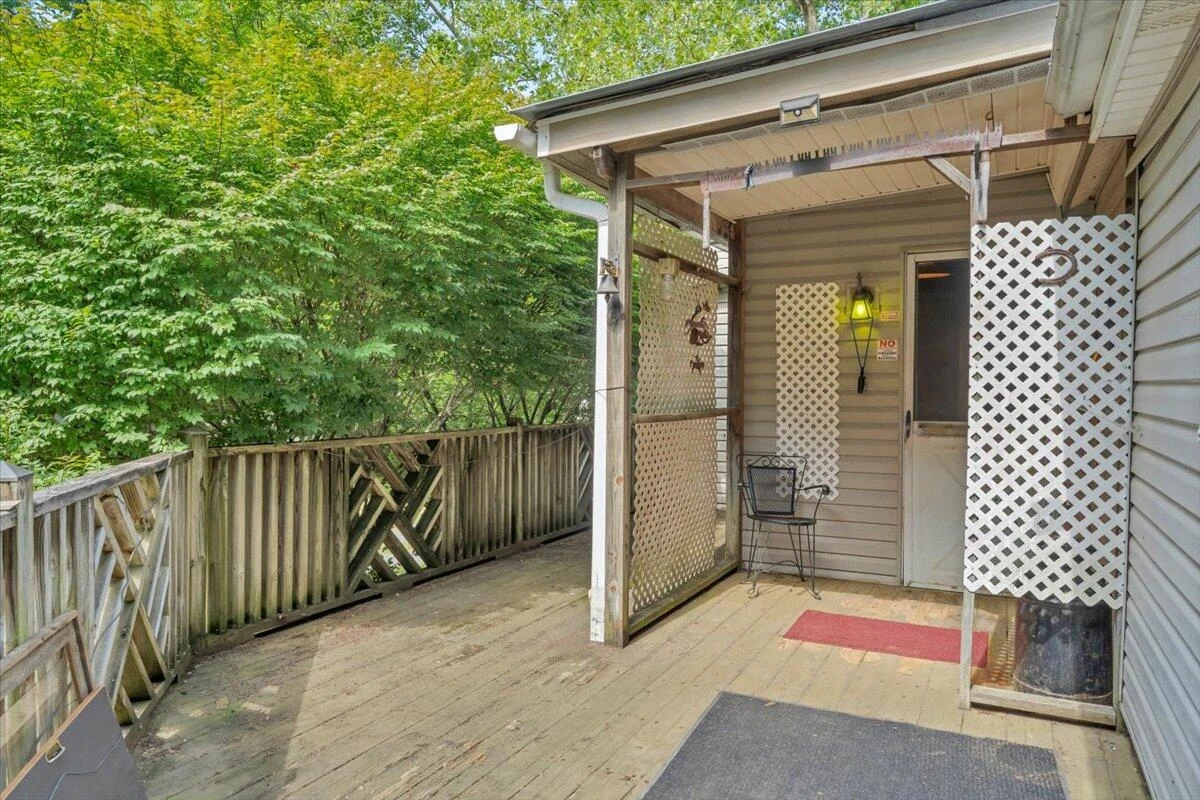 6624 Franklin RD - Photo 29