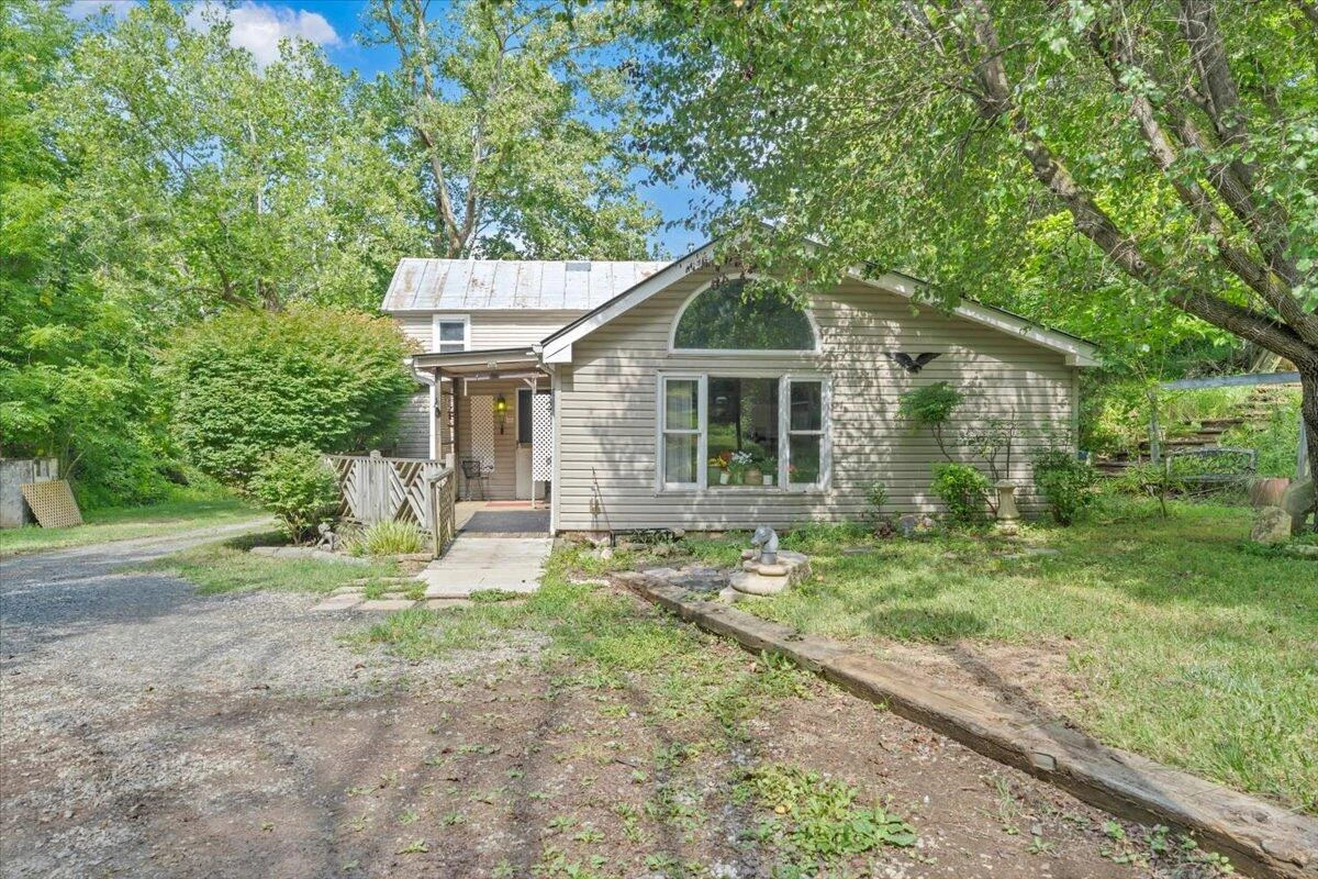 6624 Franklin RD - Photo 32