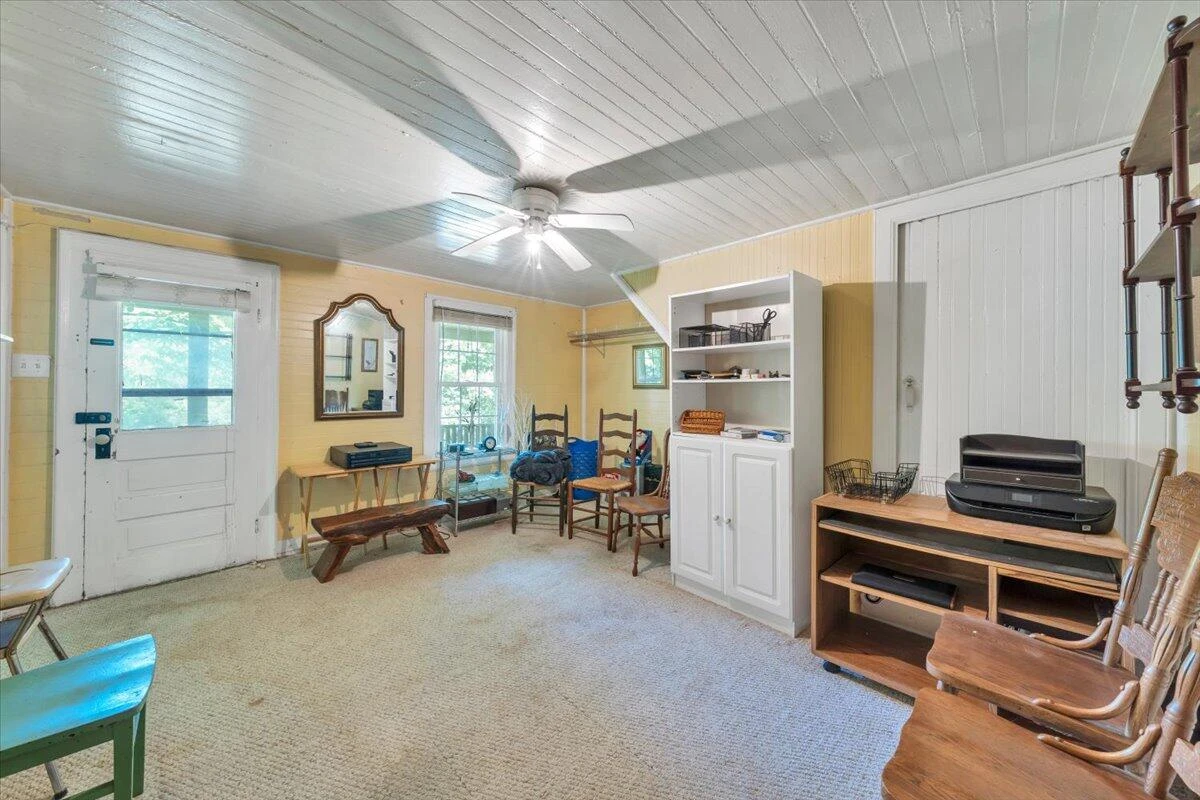 6624 Franklin RD - Photo 7