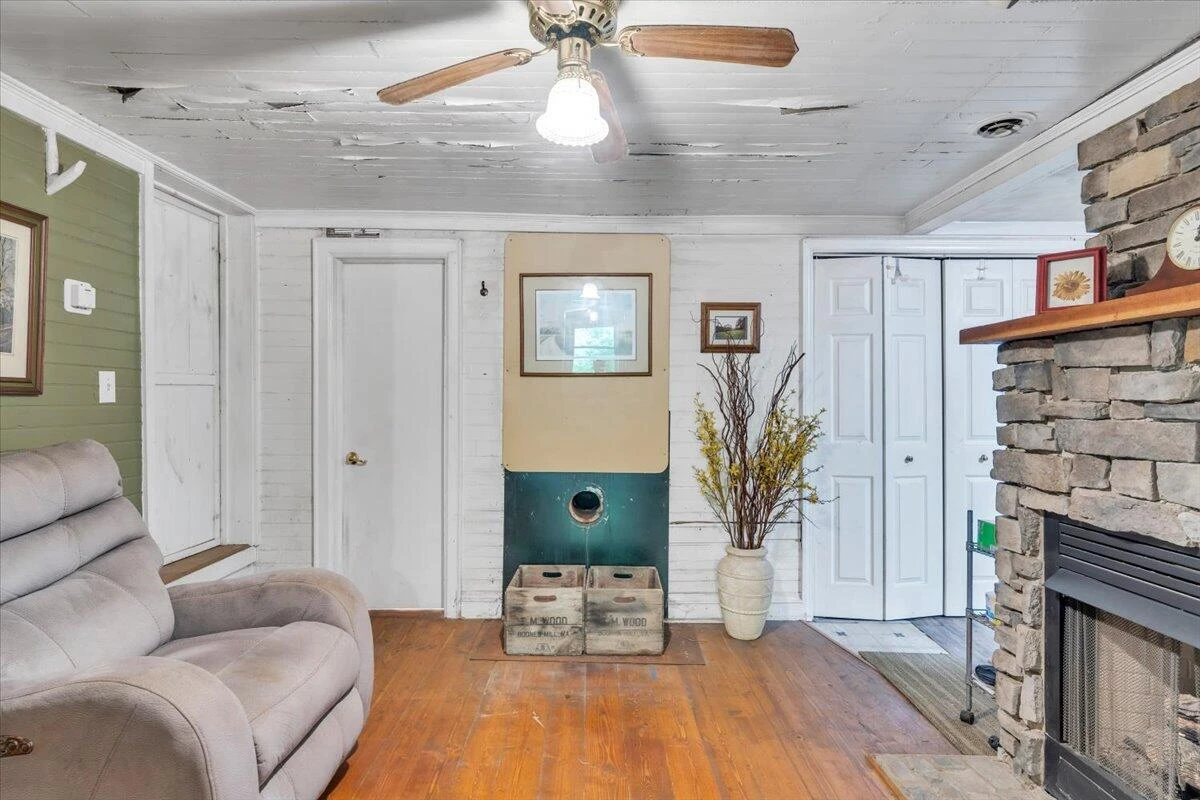 6624 Franklin RD - Photo 9