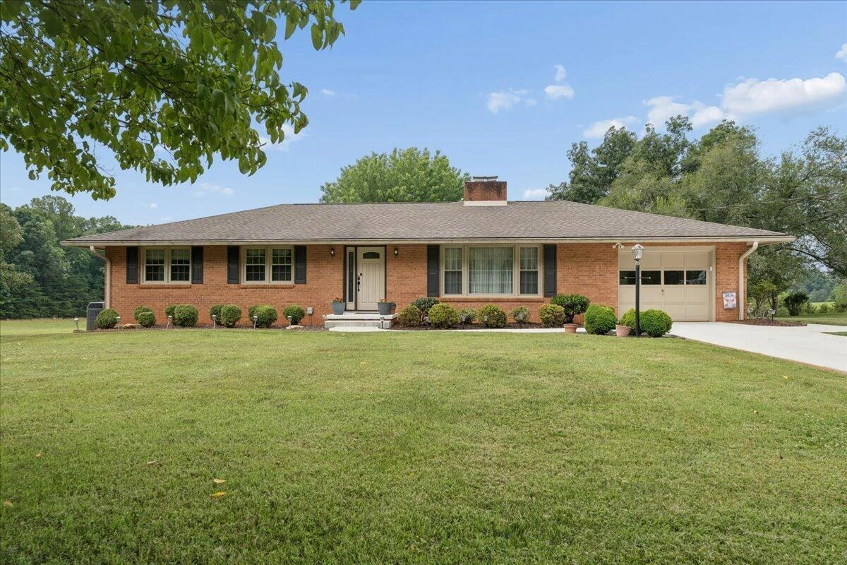 2310 Triggs RD - Photo 2