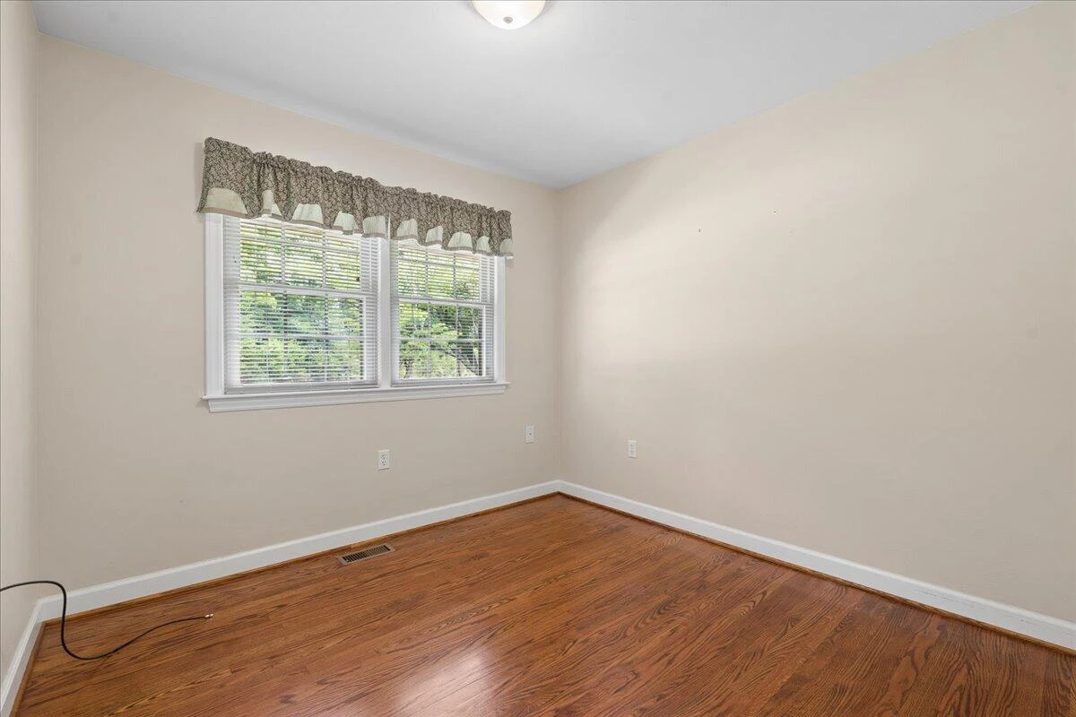 2310 Triggs RD - Photo 26
