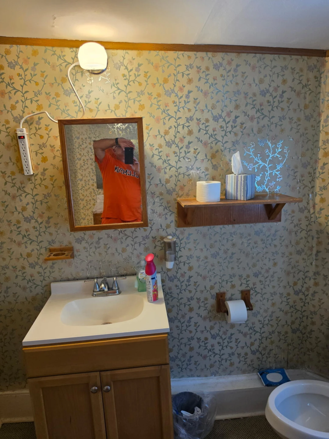 652 Highland AVE SE - Photo 12