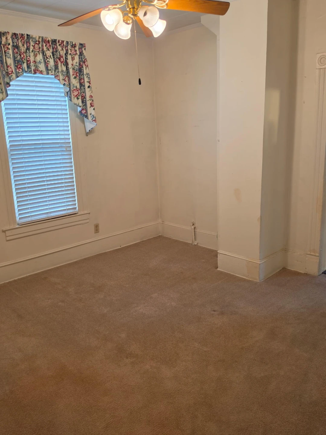 652 Highland AVE SE - Photo 19