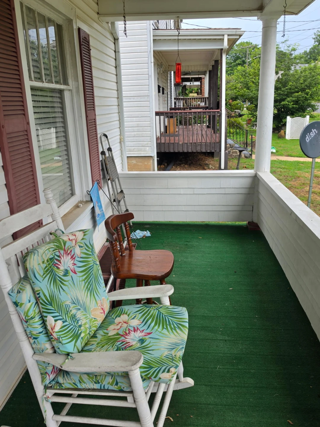 652 Highland AVE SE - Photo 3