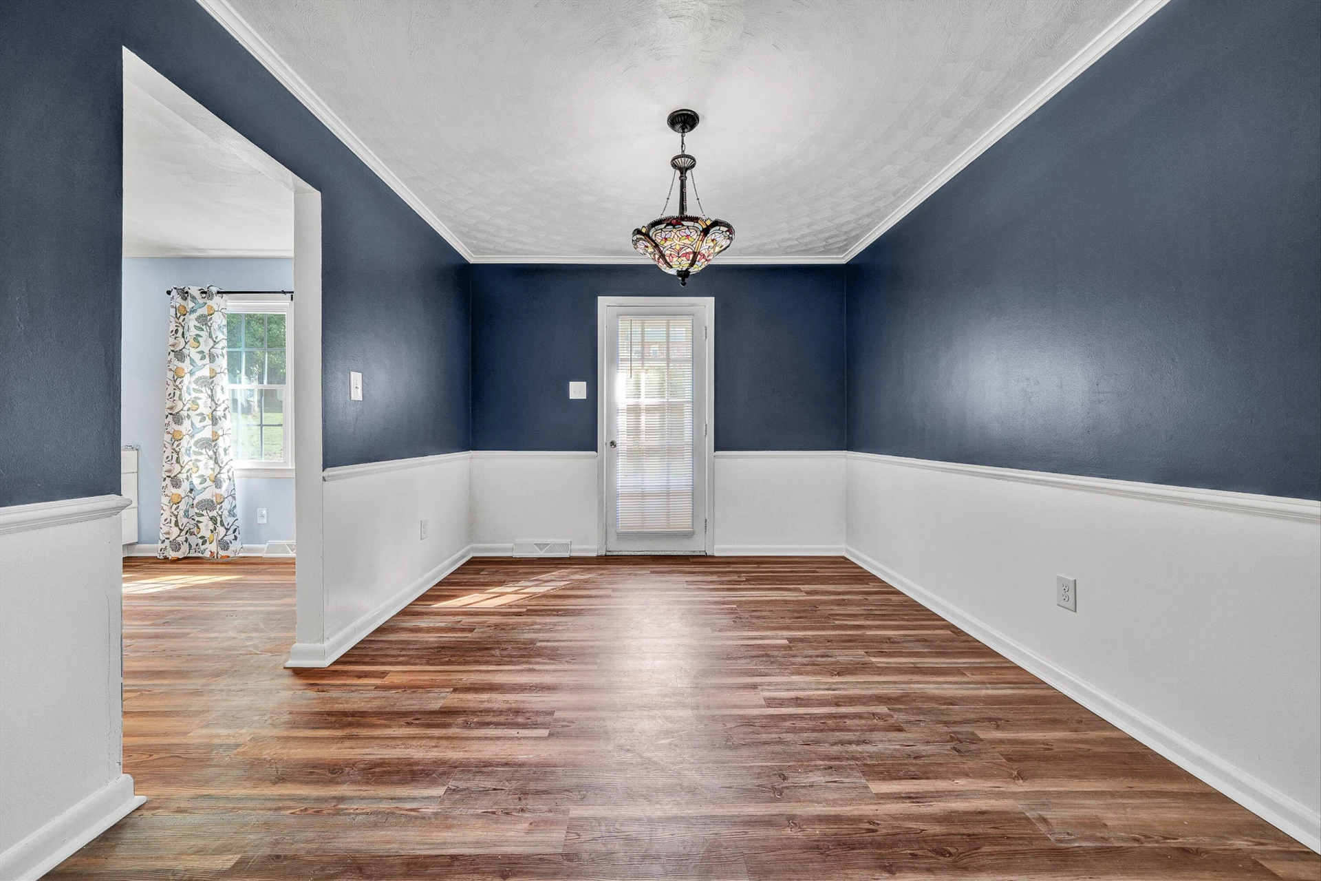 5718 Merriman RD - Photo 16
