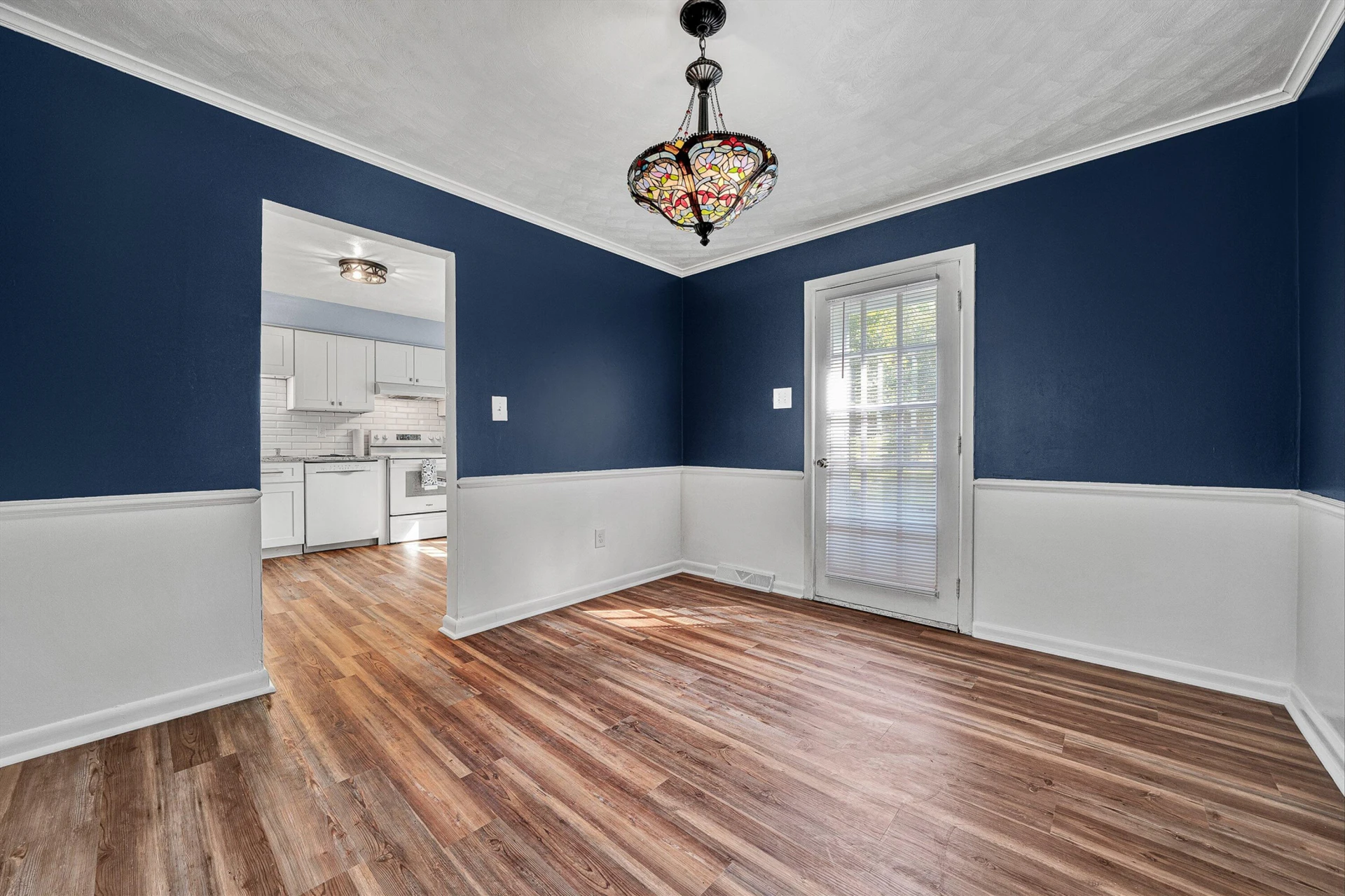 5718 Merriman RD - Photo 17