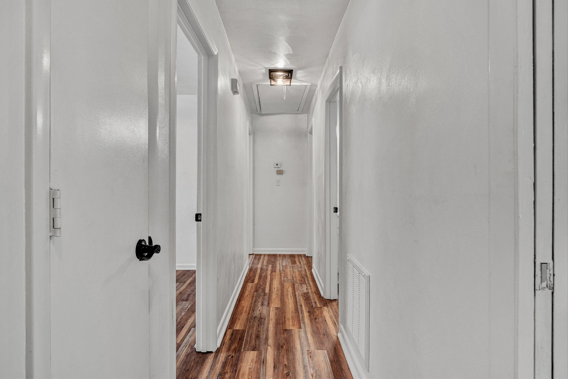 5718 Merriman RD - Photo 21