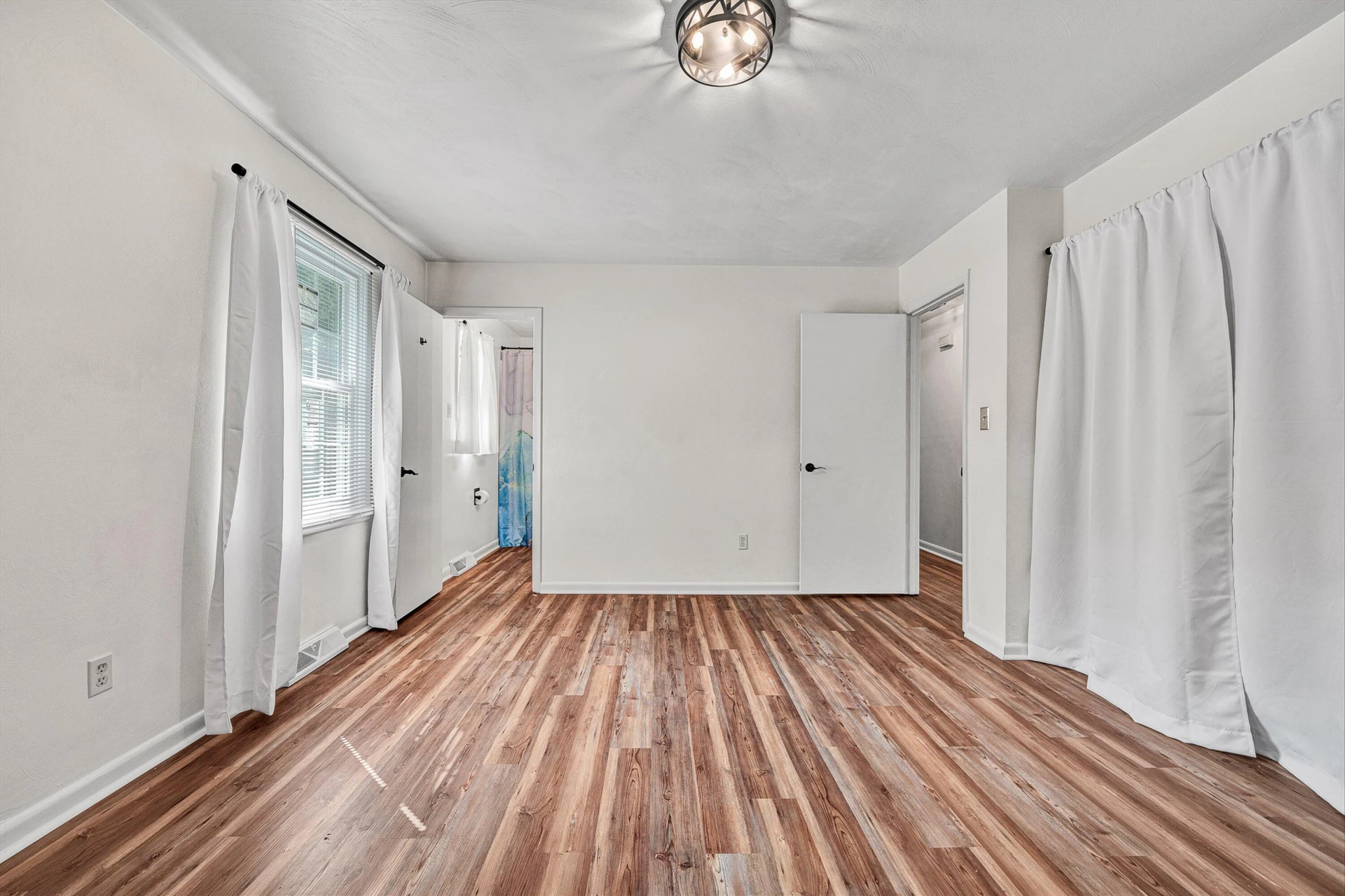 5718 Merriman RD - Photo 27