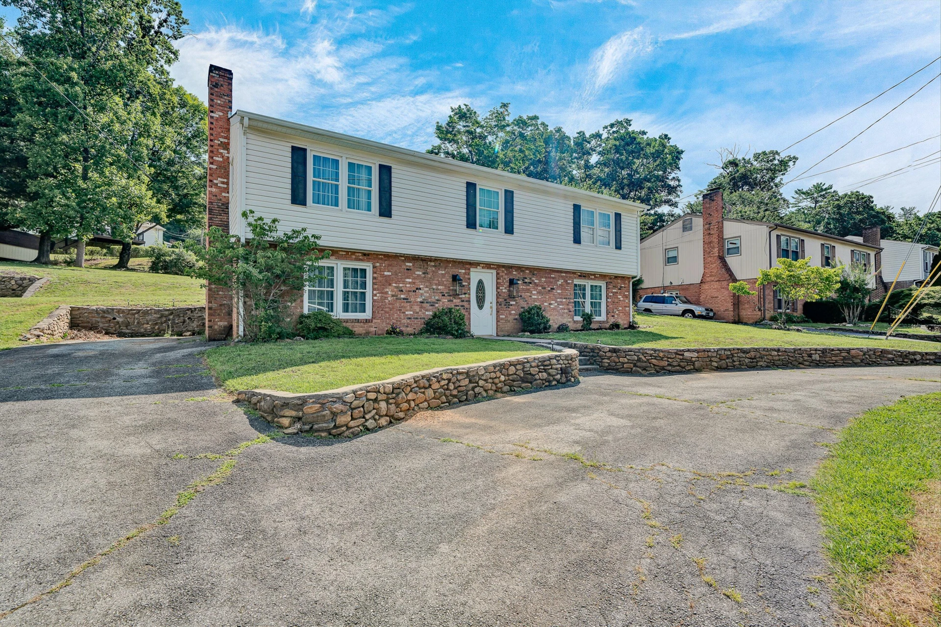 5718 Merriman RD - Photo 34