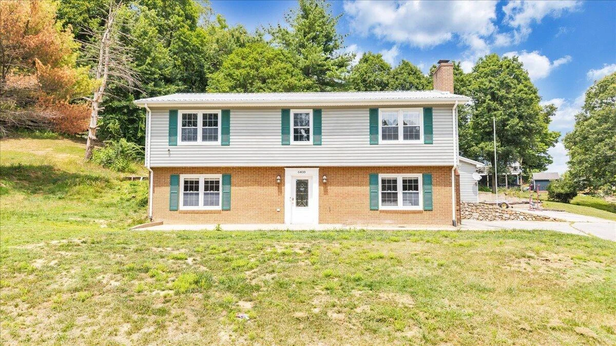 6408 Orchard View LN - Photo 2