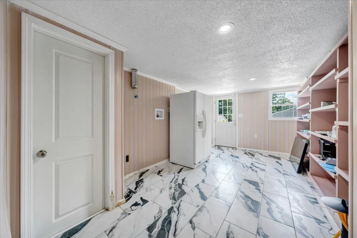 6408 Orchard View LN - Photo 20