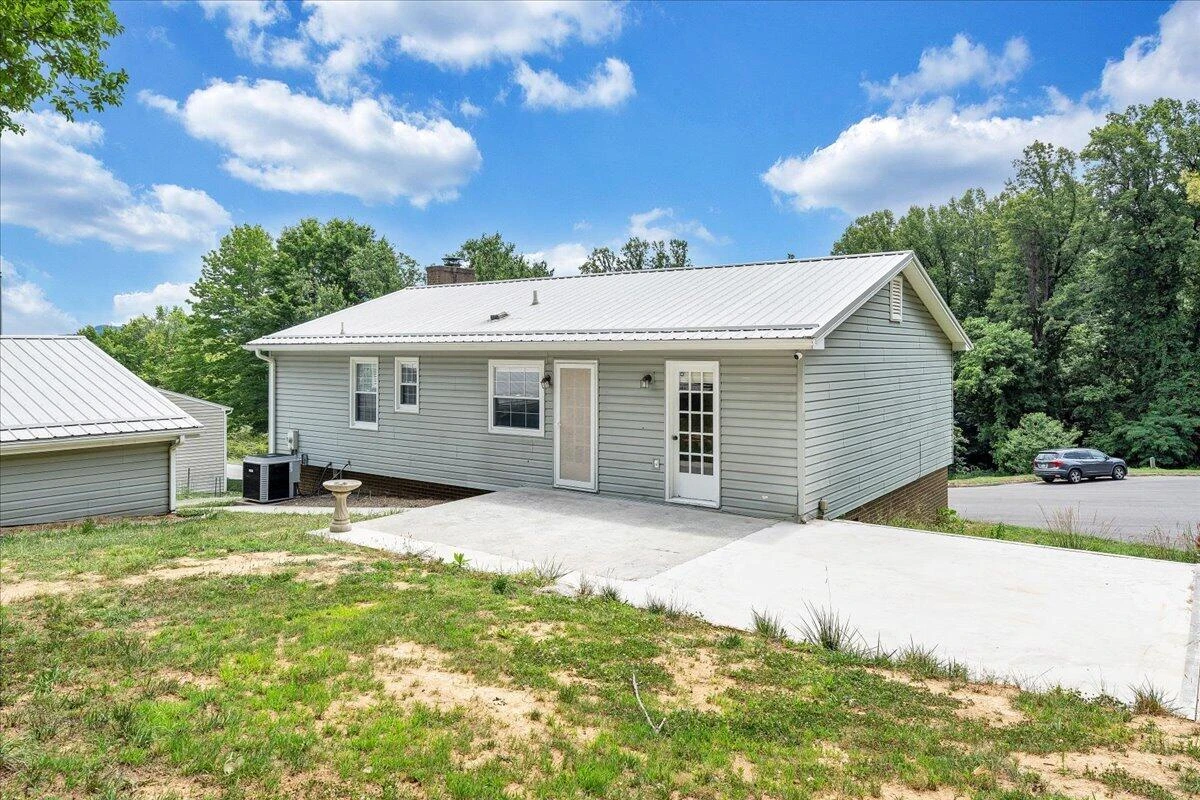 6408 Orchard View LN - Photo 43