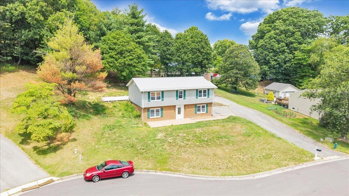 6408 Orchard View LN - Photo 49