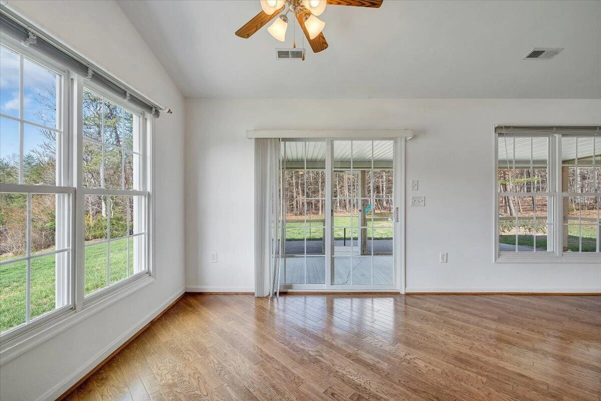 204 Montgomery Farms AVE - Photo 13
