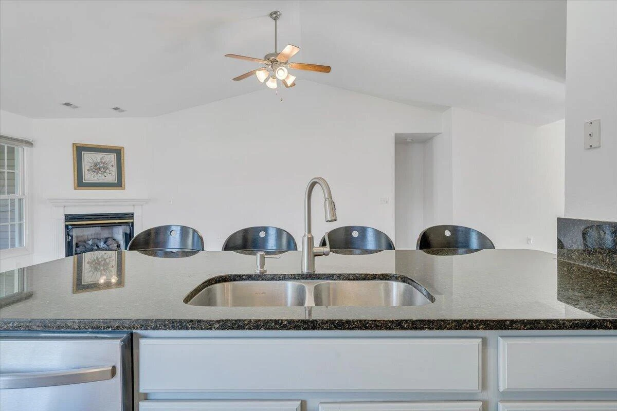 204 Montgomery Farms AVE - Photo 19