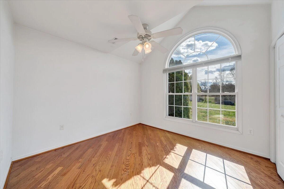 204 Montgomery Farms AVE - Photo 26