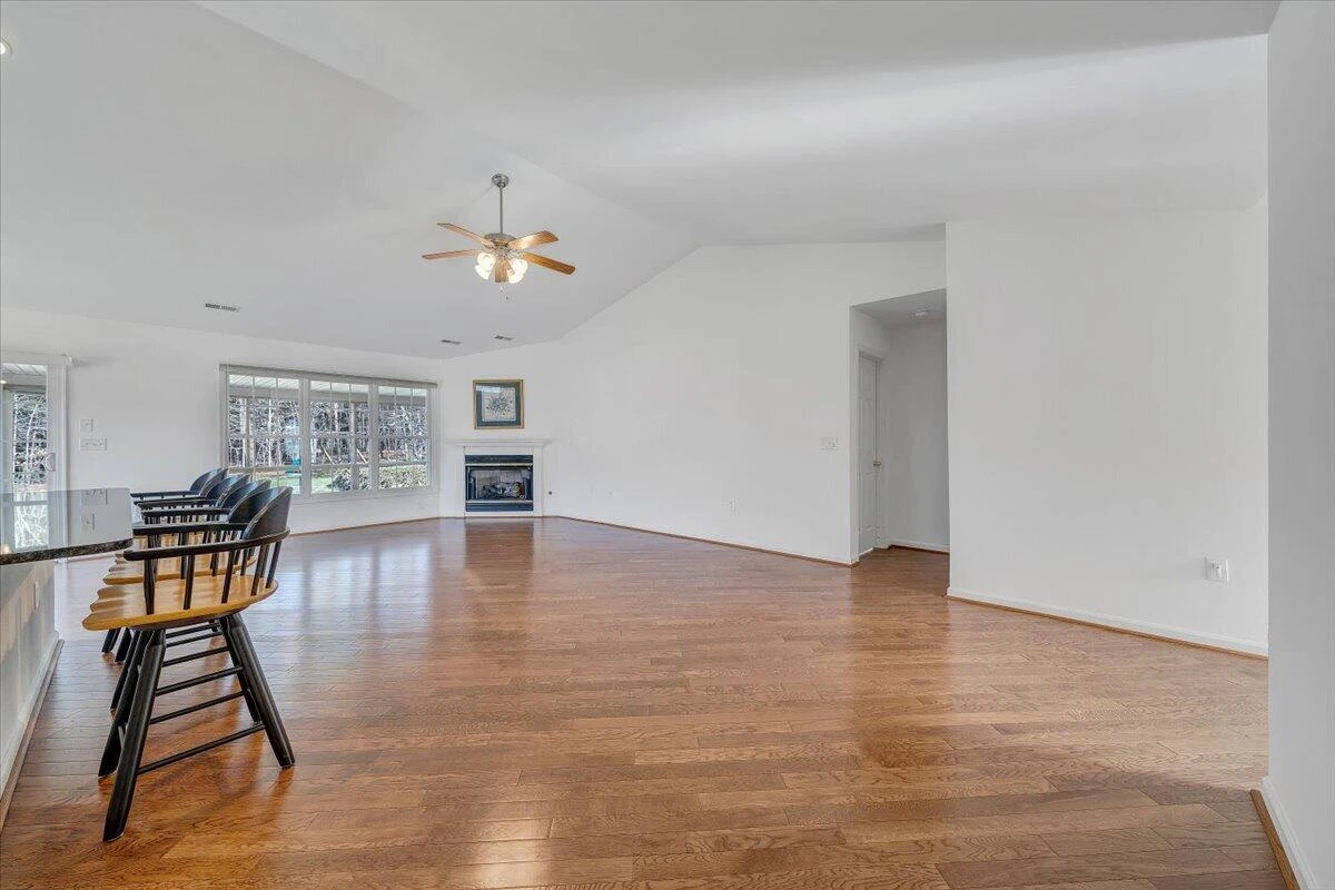 204 Montgomery Farms AVE - Photo 7