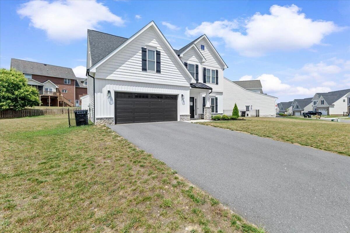 2228 Foxfield LN - Photo 3