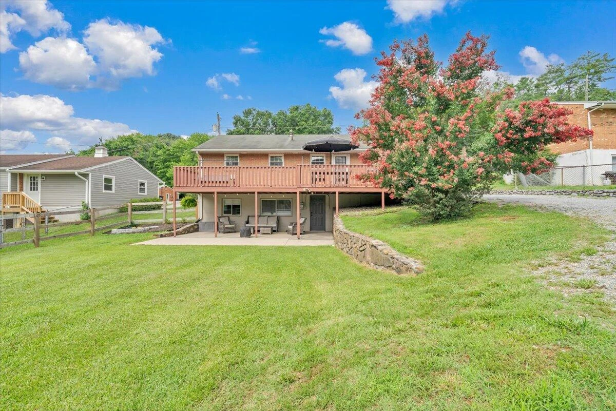 729 Kenyon RD - Photo 41