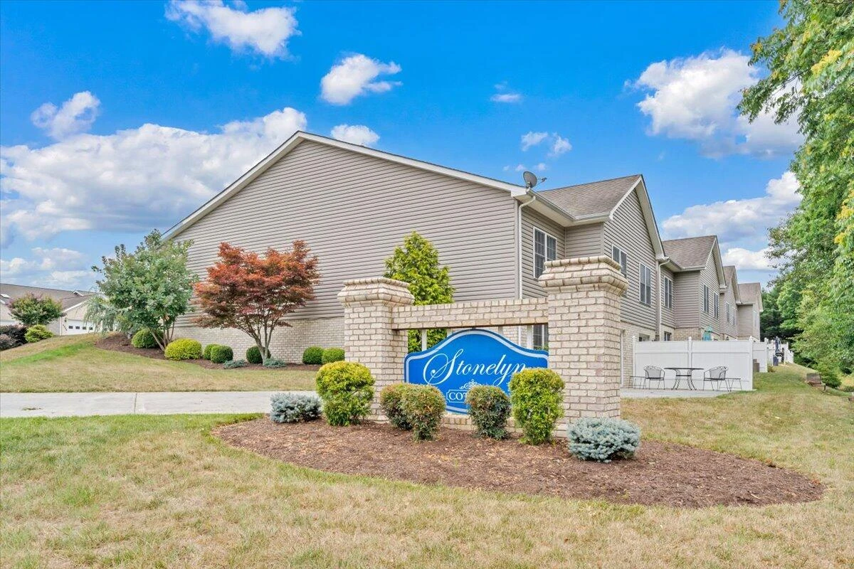 6631 Stonelyn Cottage CT - Photo 2