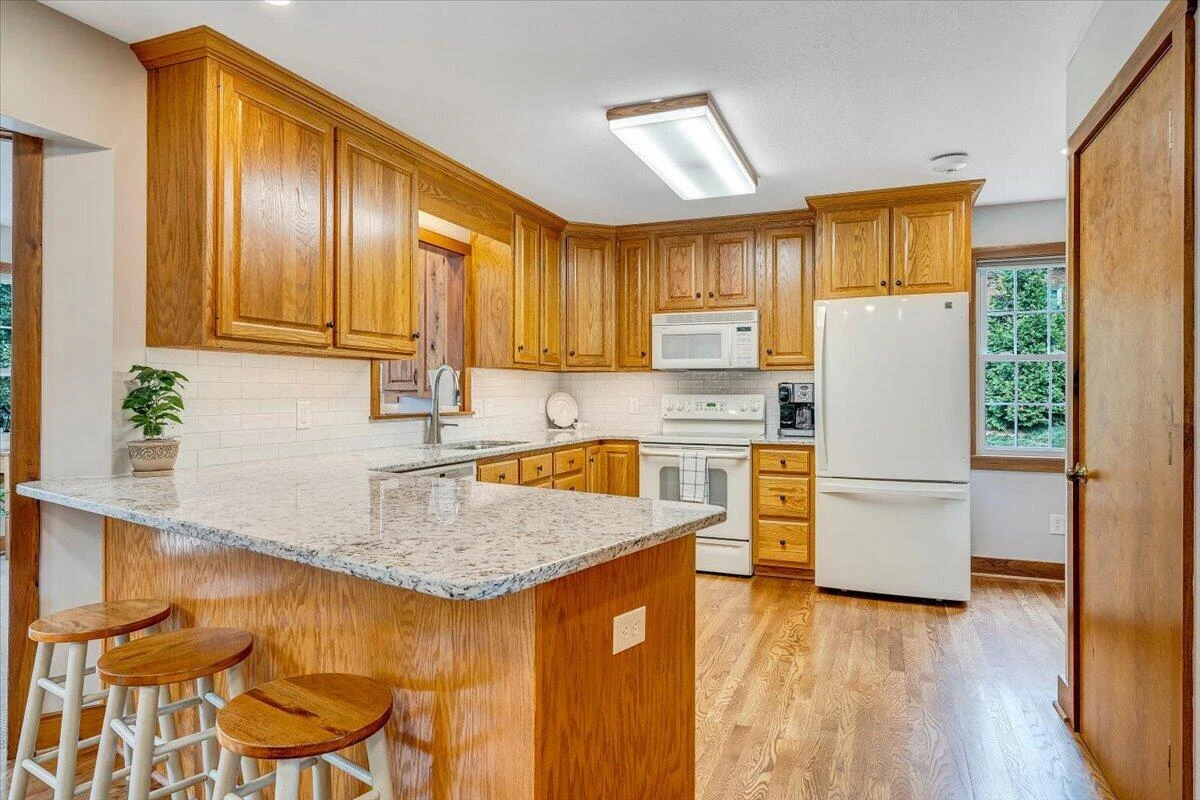 363 Farmington RD - Photo 14