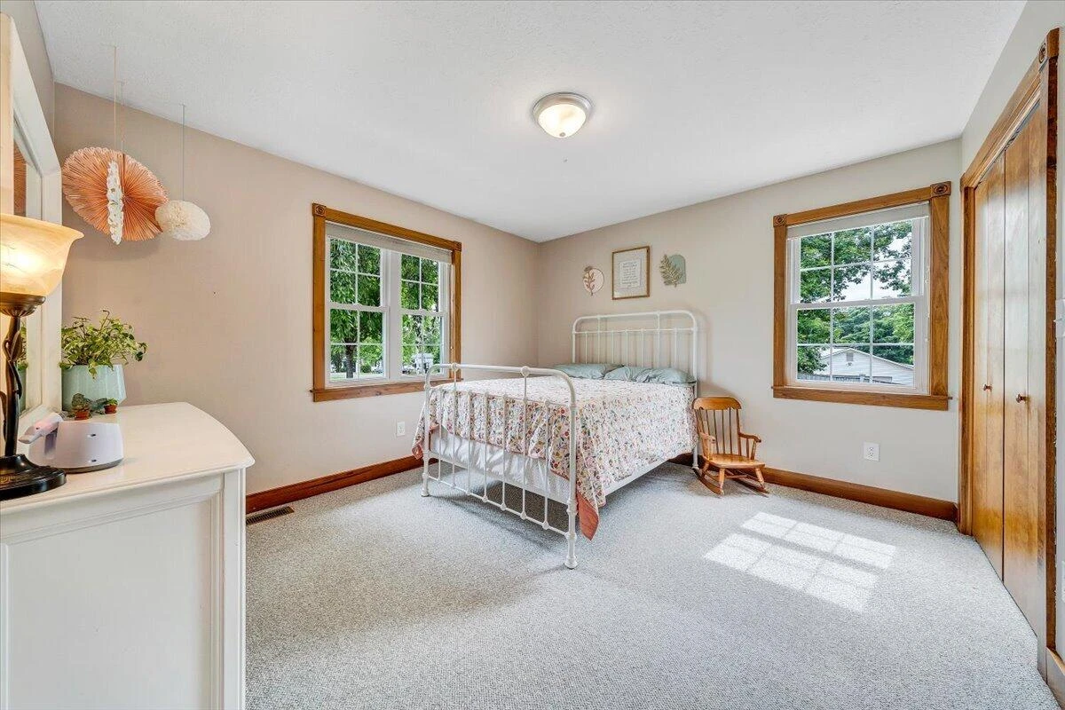 363 Farmington RD - Photo 28