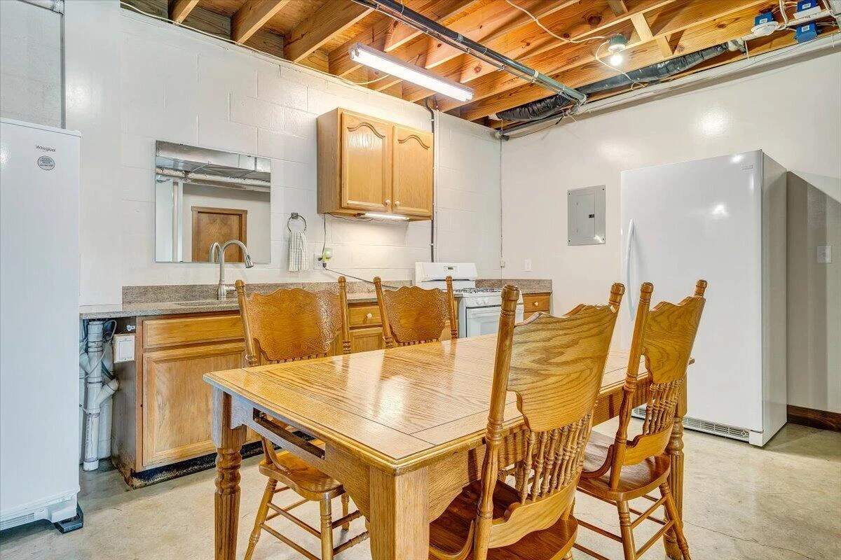 363 Farmington RD - Photo 34