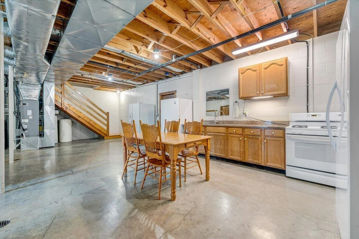 363 Farmington RD - Photo 36