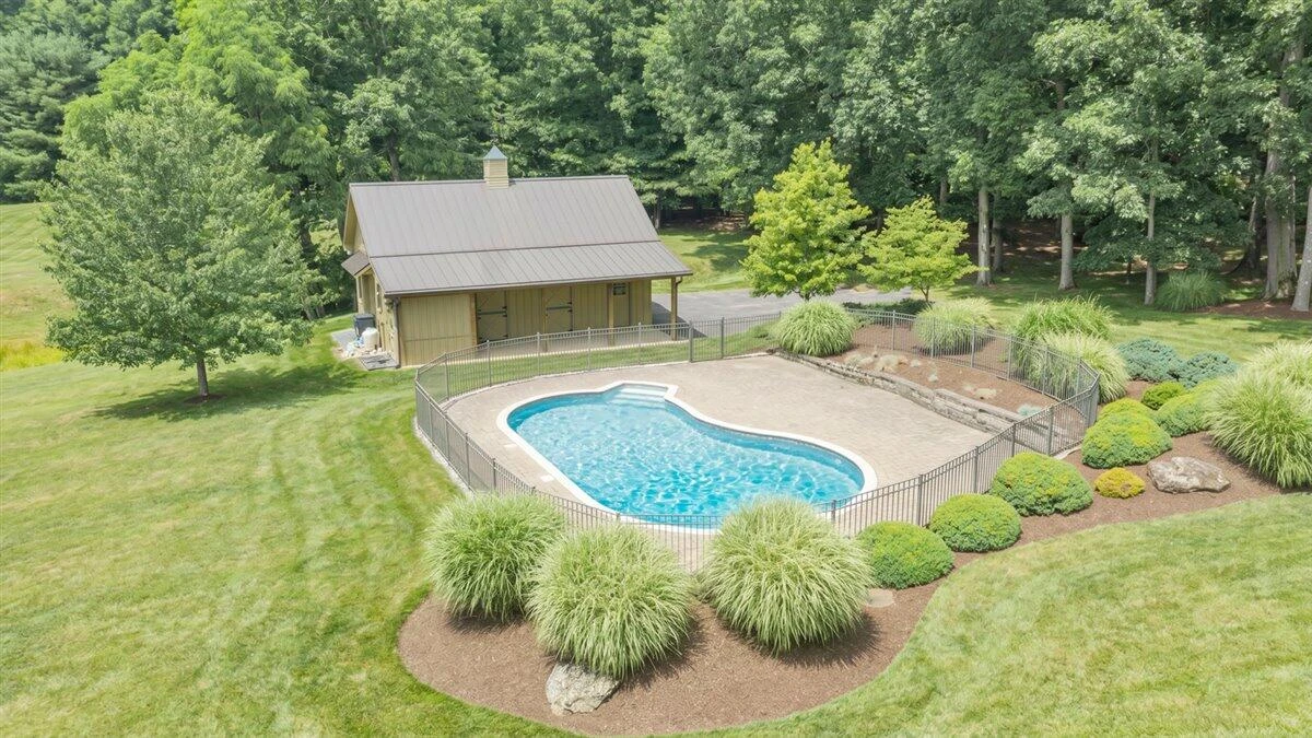 10250 Mill Creek RD - Photo 10
