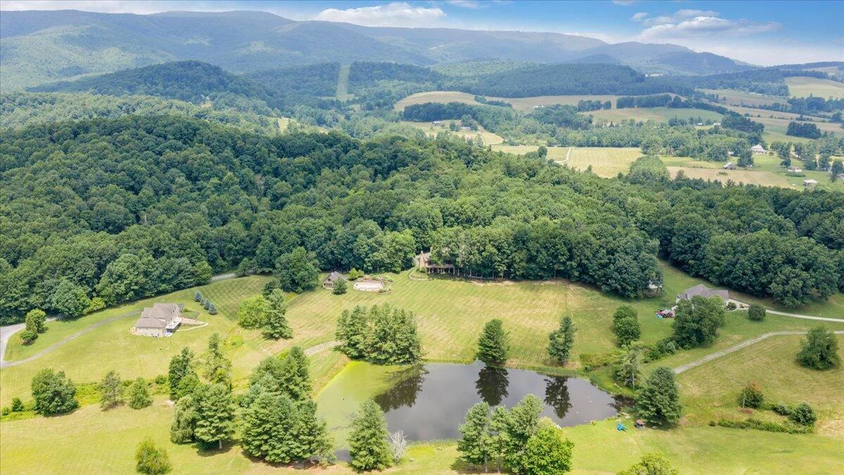 10250 Mill Creek RD - Photo 11