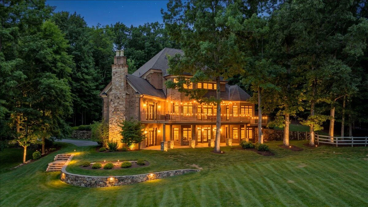 10250 Mill Creek RD - Photo 3