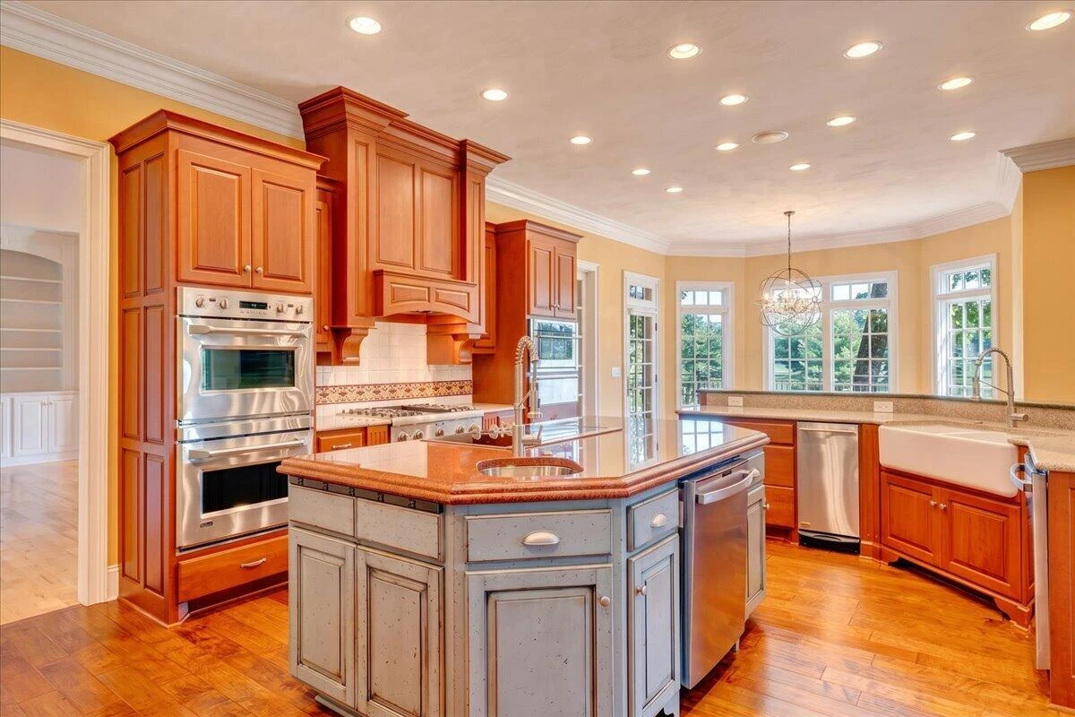 10250 Mill Creek RD - Photo 35