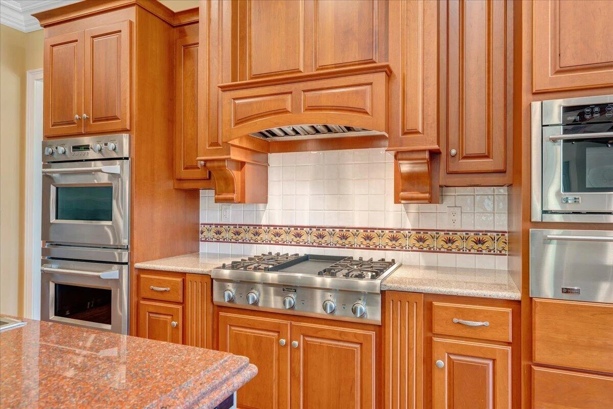 10250 Mill Creek RD - Photo 38