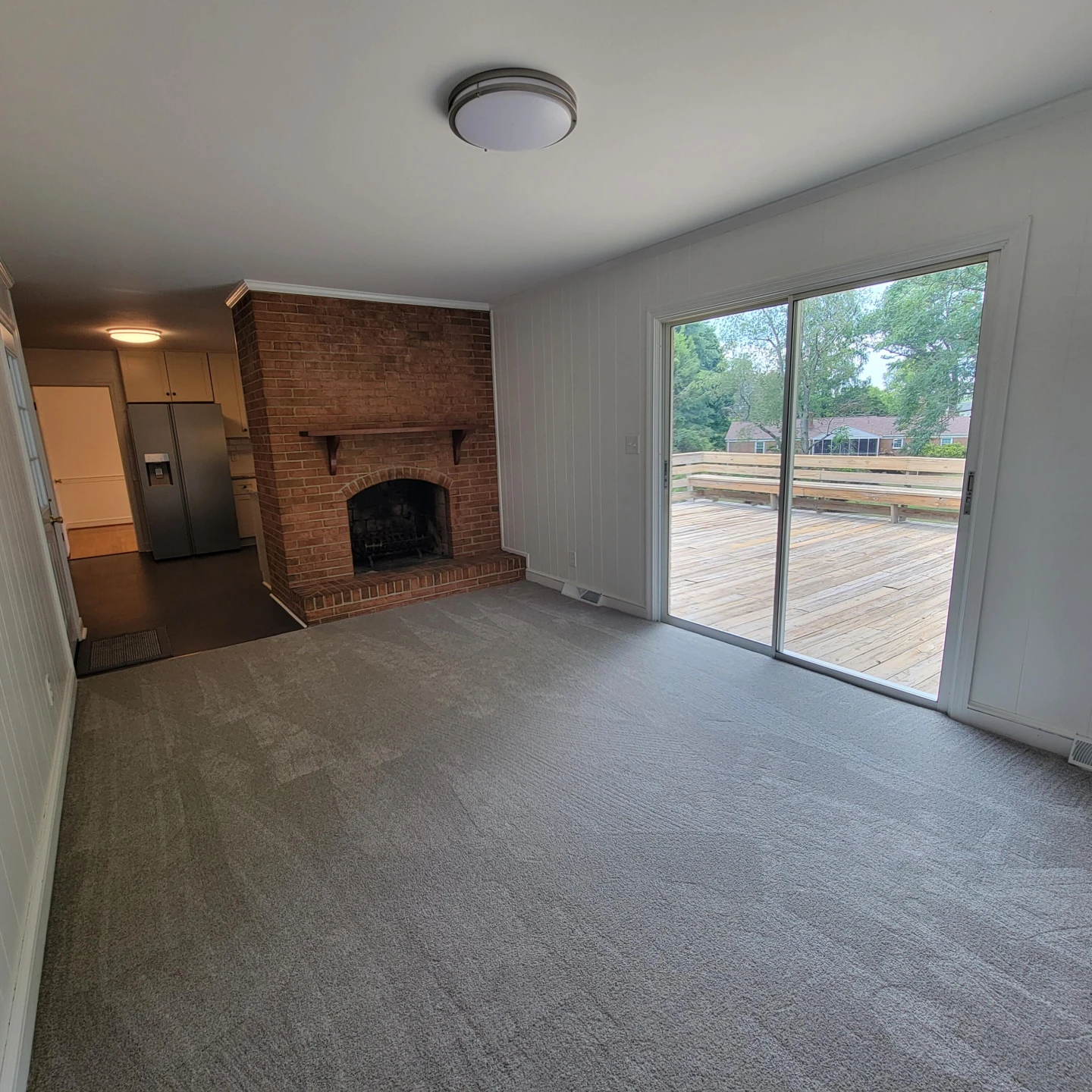 1504 Meadowview LN - Photo 6