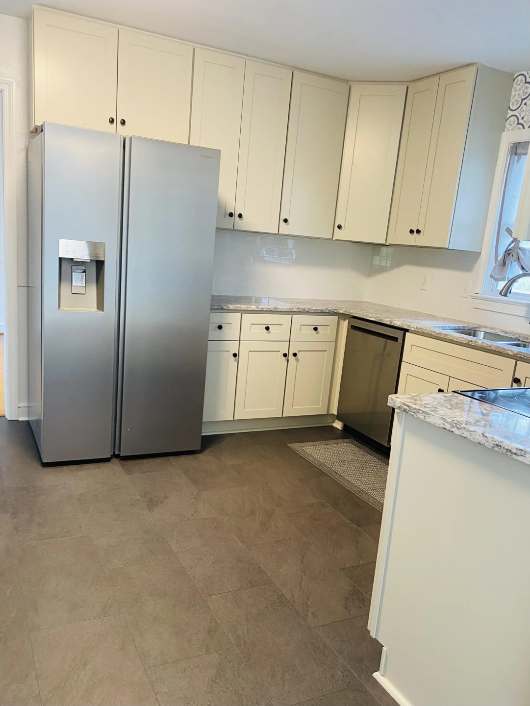 1504 Meadowview LN - Photo 16