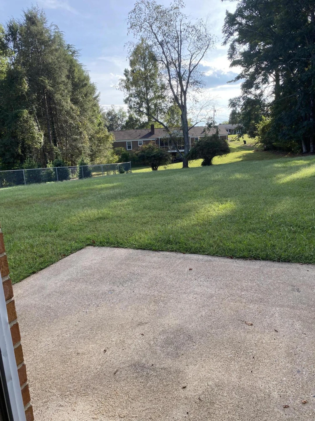 1504 Meadowview LN - Photo 25
