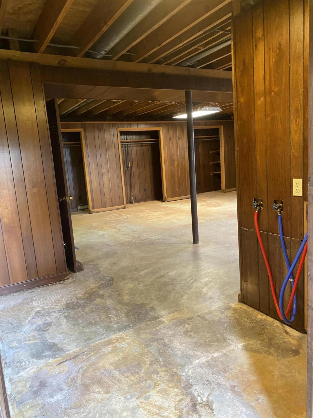 1504 Meadowview LN - Photo 32