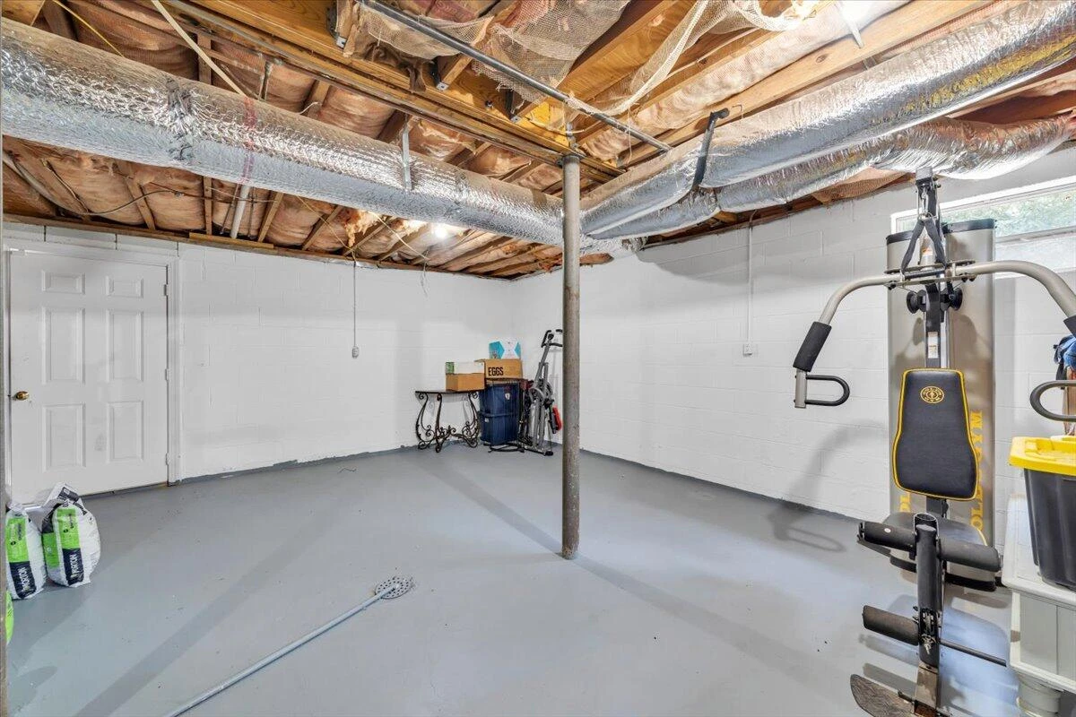 811 Ball Park RD - Photo 38