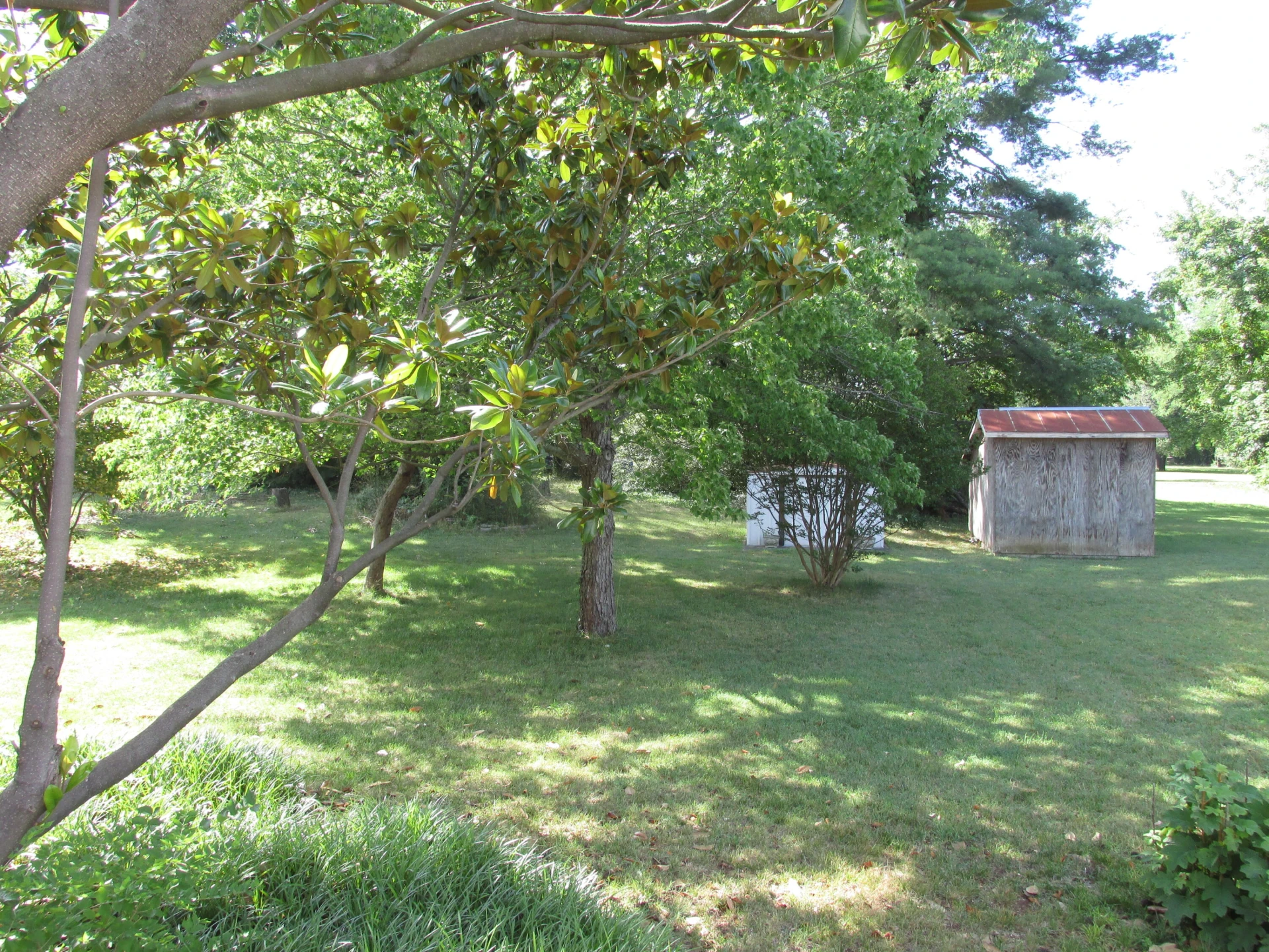 2122 Windsor AVE - Photo 5