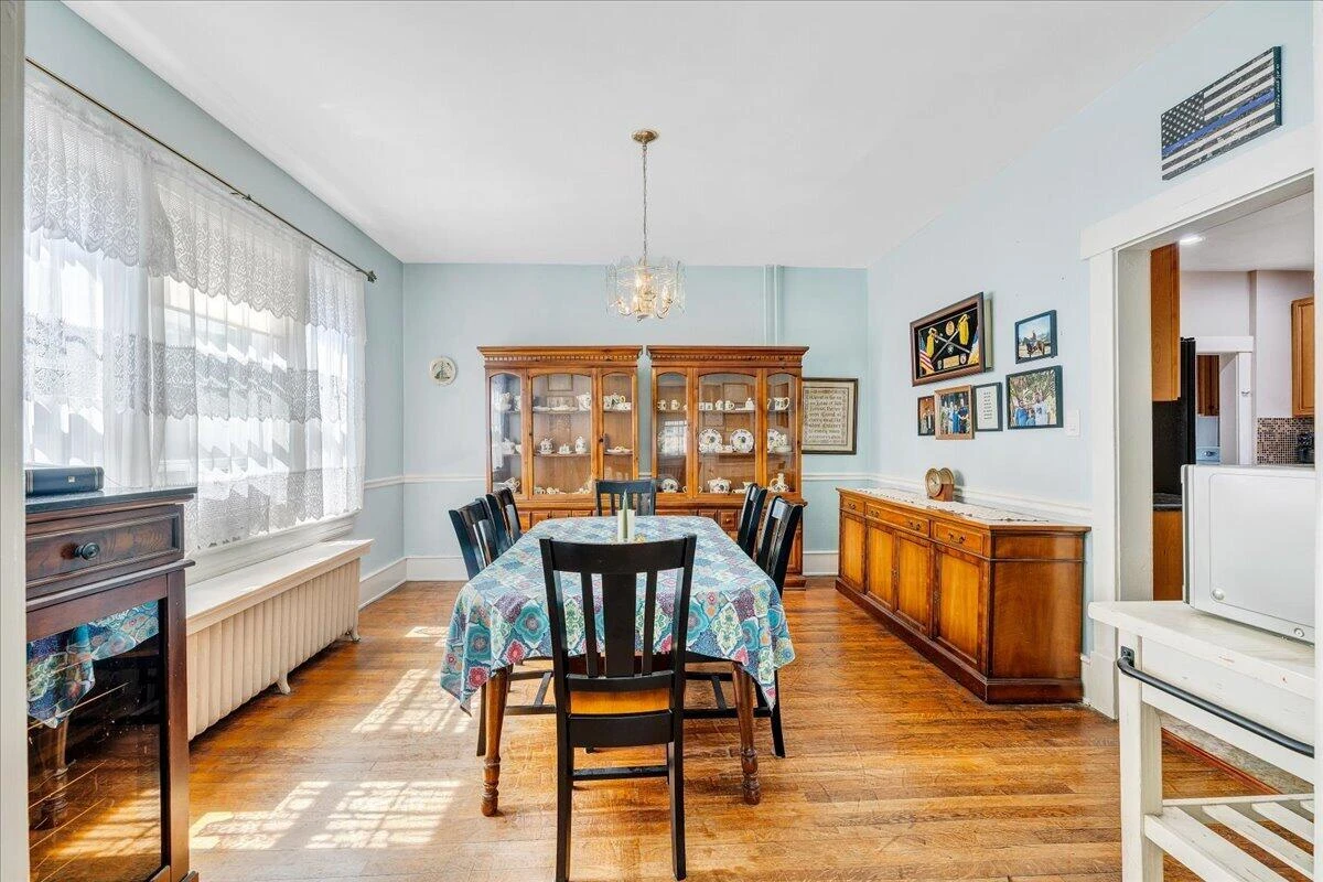 2040 Berkley AVE SW - Photo 14