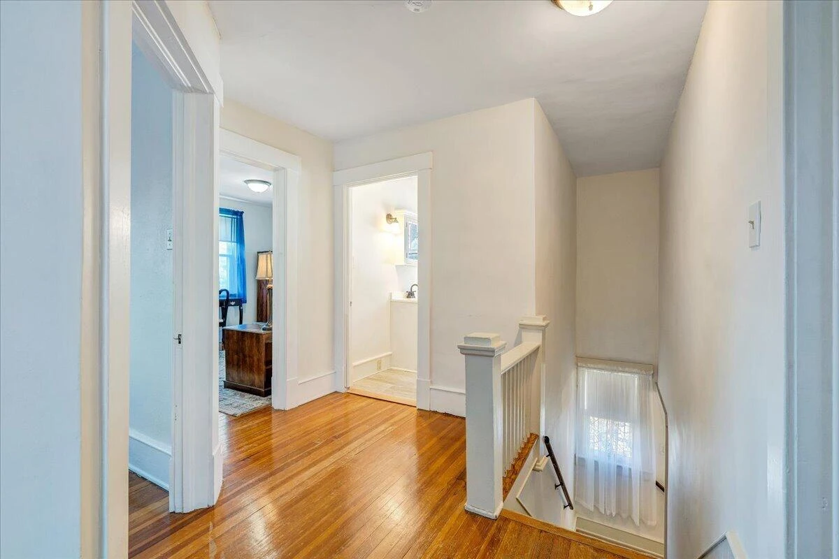 2040 Berkley AVE SW - Photo 35