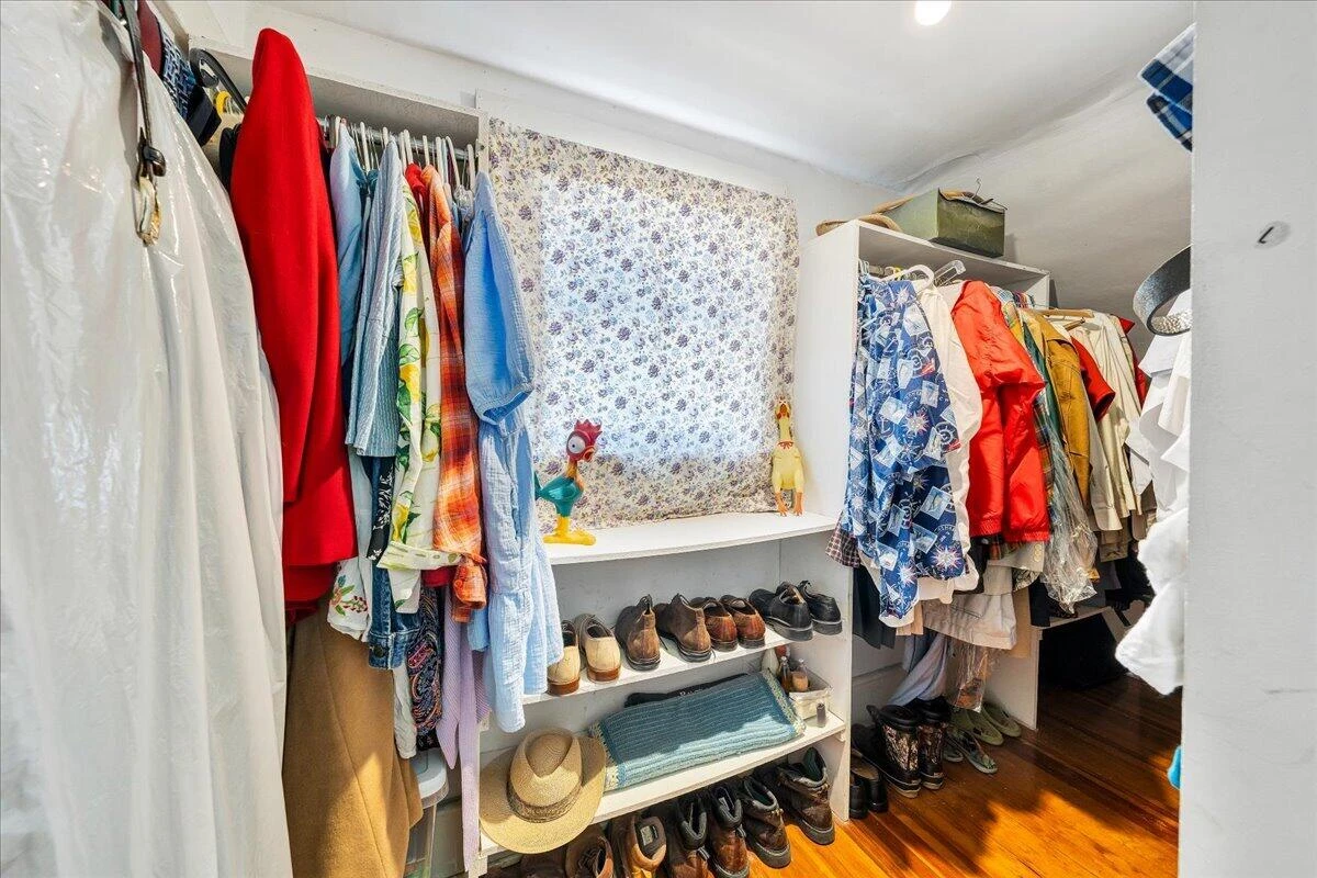 2040 Berkley AVE SW - Photo 38