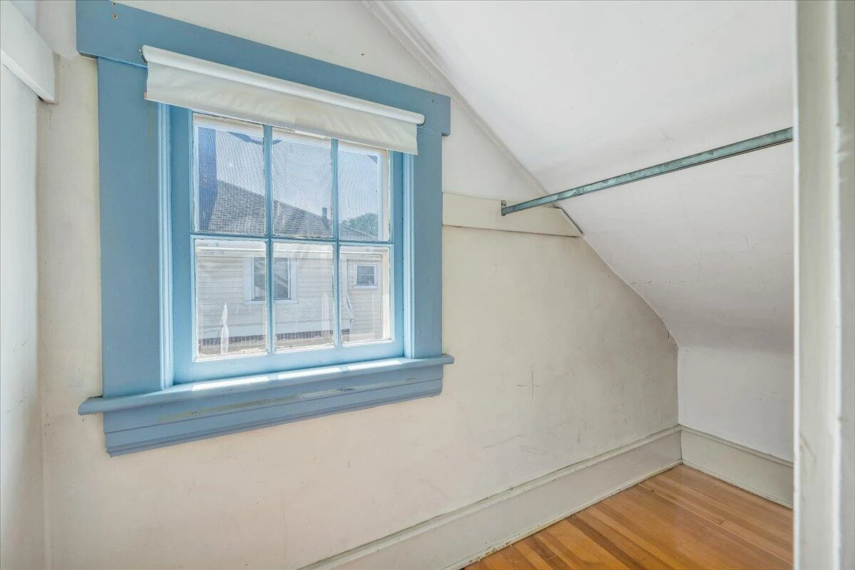 2040 Berkley AVE SW - Photo 42