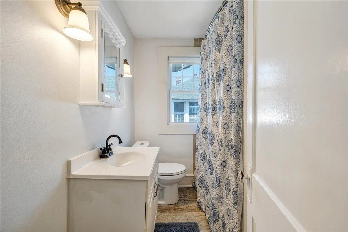 2040 Berkley AVE SW - Photo 44