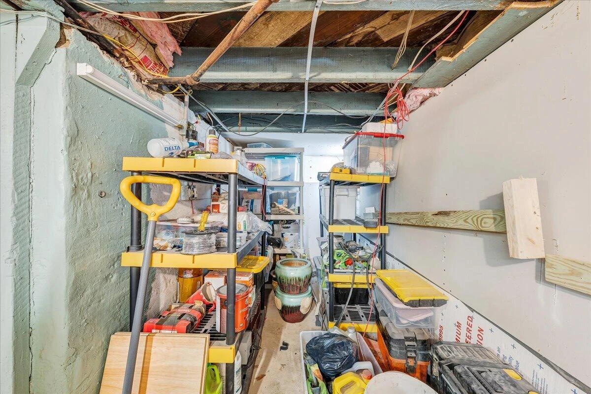 2040 Berkley AVE SW - Photo 50